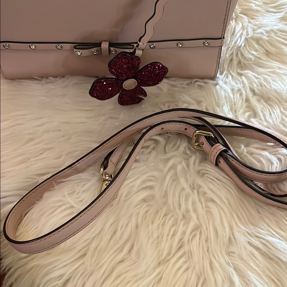 Kate Spade Saffiano Leather tote - Picture 8 of 13